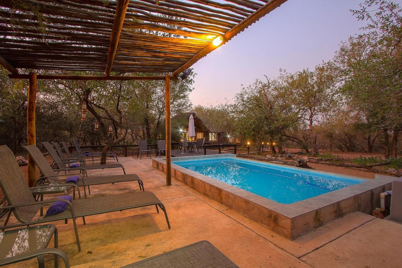 South Safari Lodge Marloth Park Exterior photo