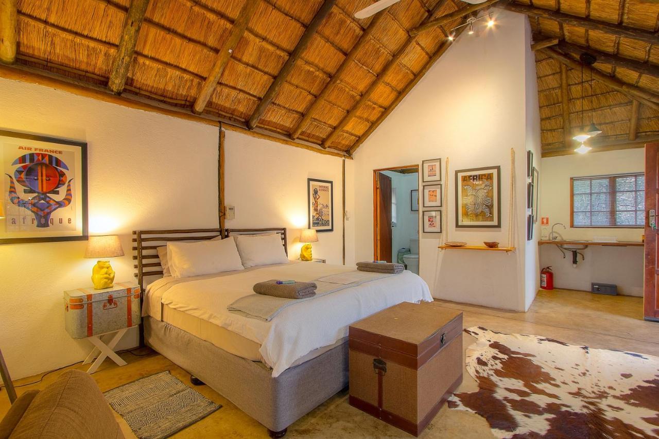 South Safari Lodge Marloth Park Exterior photo